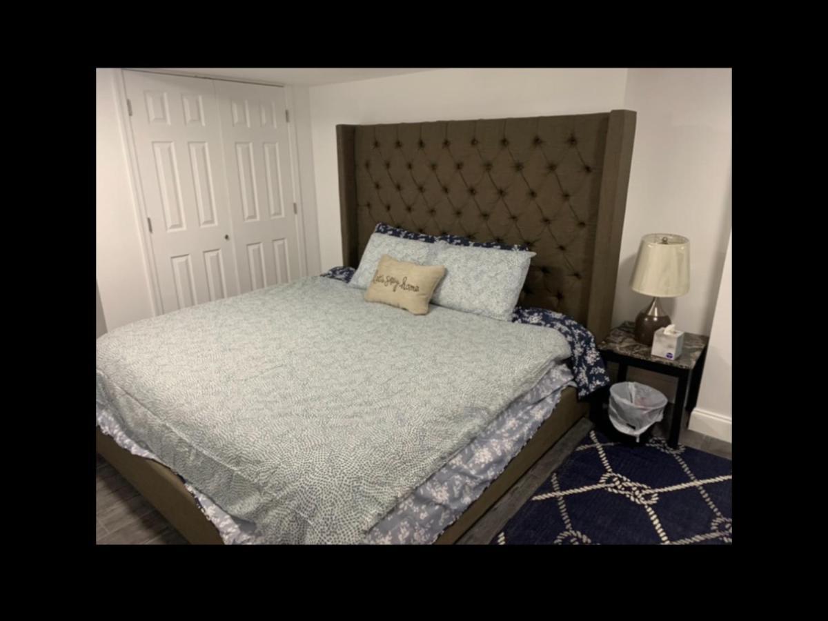 Brand New Bedroom With Tv Next Jhu Βαλτιμόρη Εξωτερικό φωτογραφία